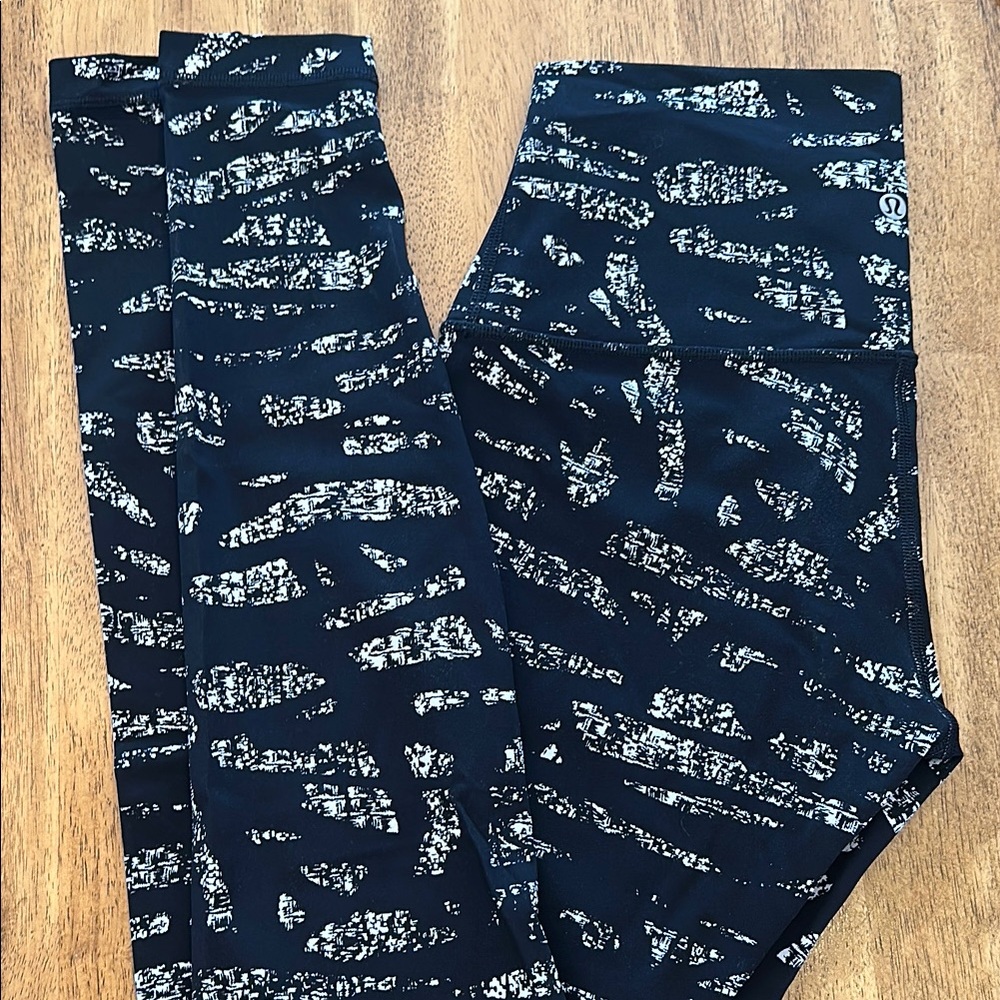 lululemon athletica Black and White Patterned Leggings
